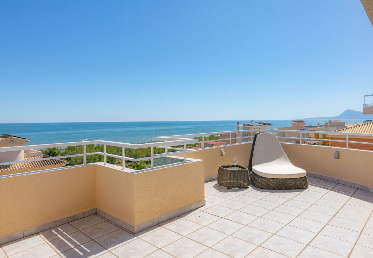 Apartamento en Oliva - P144B