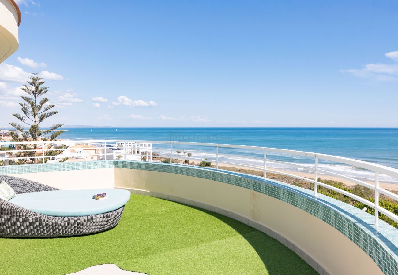 Apartamento en Oliva - P065A