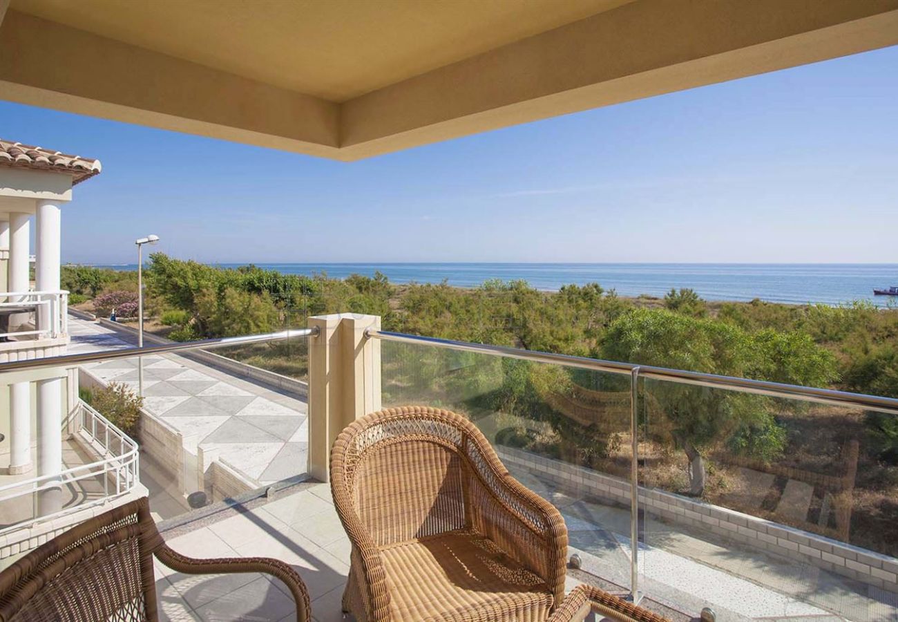 Apartamento en Oliva - P042A