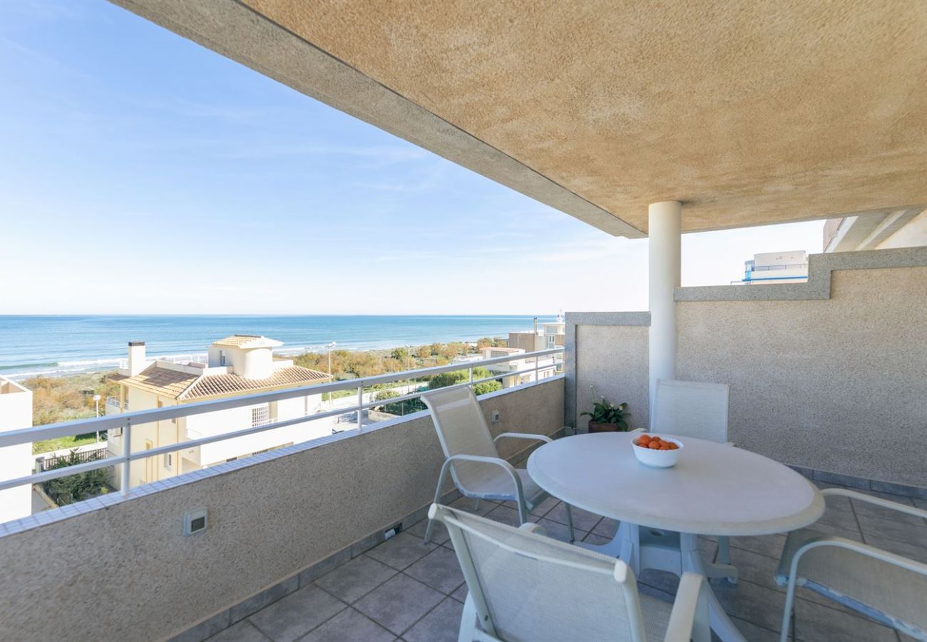 Apartamento en Oliva - P144A