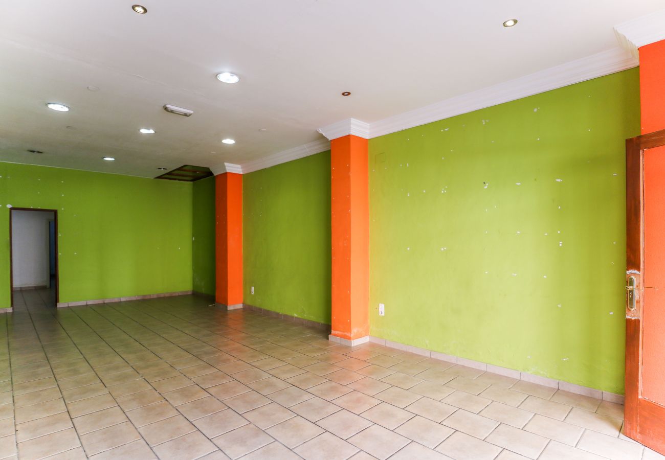 Lokal in Oliva - OBJU