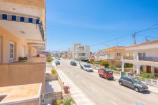 Apartment in Oliva - B241D