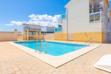 Terraced House in Oliva - B134B