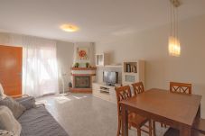 Terraced House in Oliva - AV236