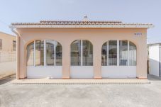 Maison à Oliva - FDC4