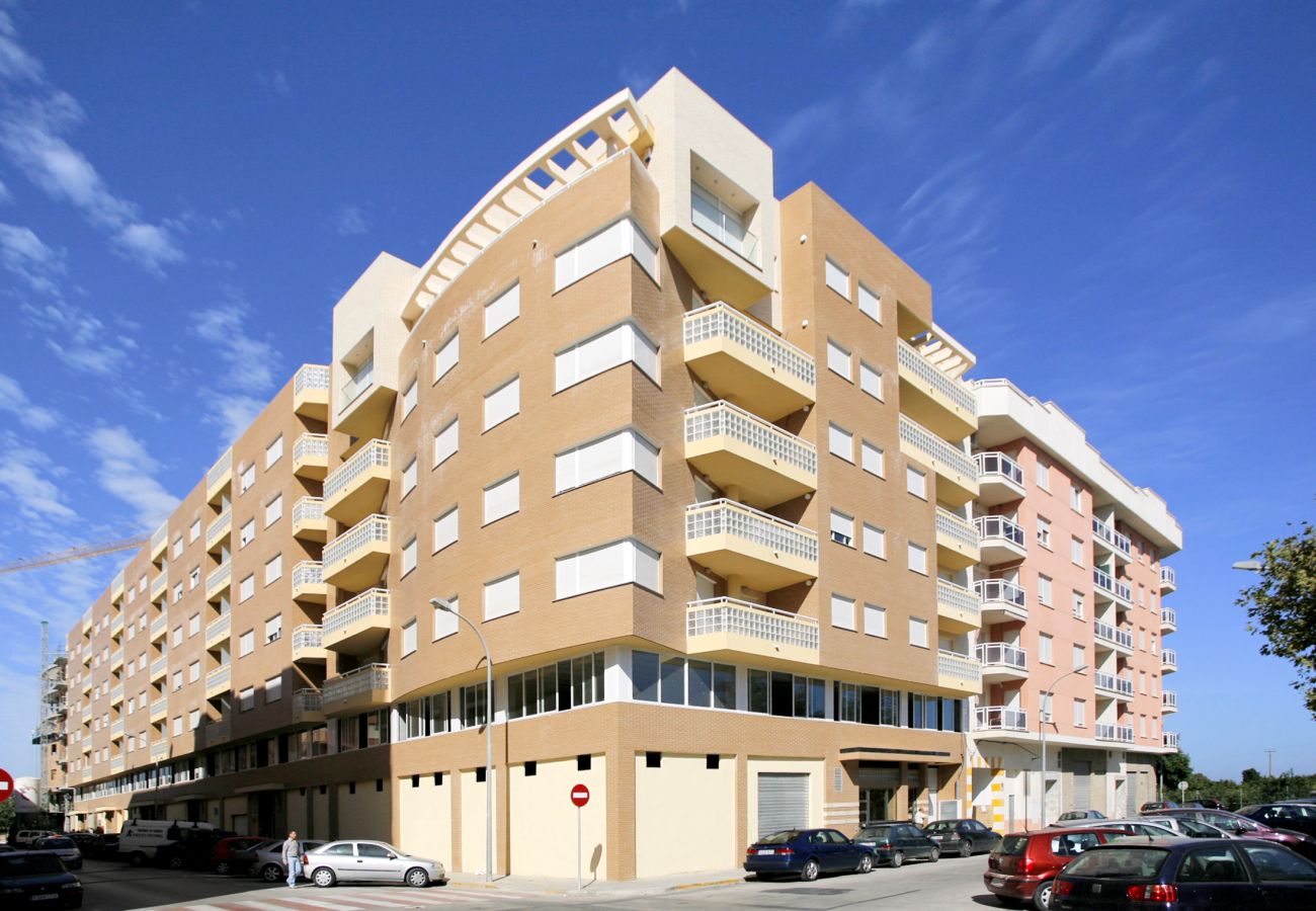 Local Commercial à Oliva - LF15