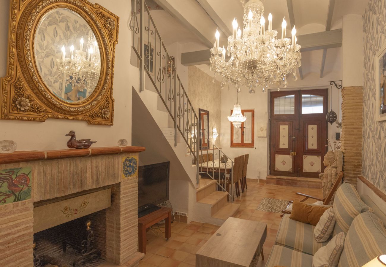 Maison à Piles - BX32