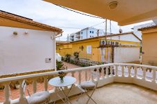 Appartement à Piles - VO44LN