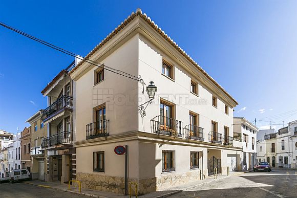 Property to buy House Oliva